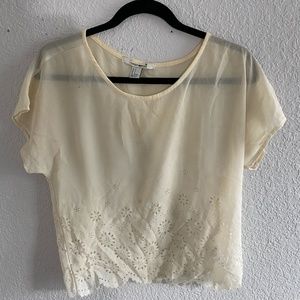 Semi-Sheer Floar Trimmad Blouse